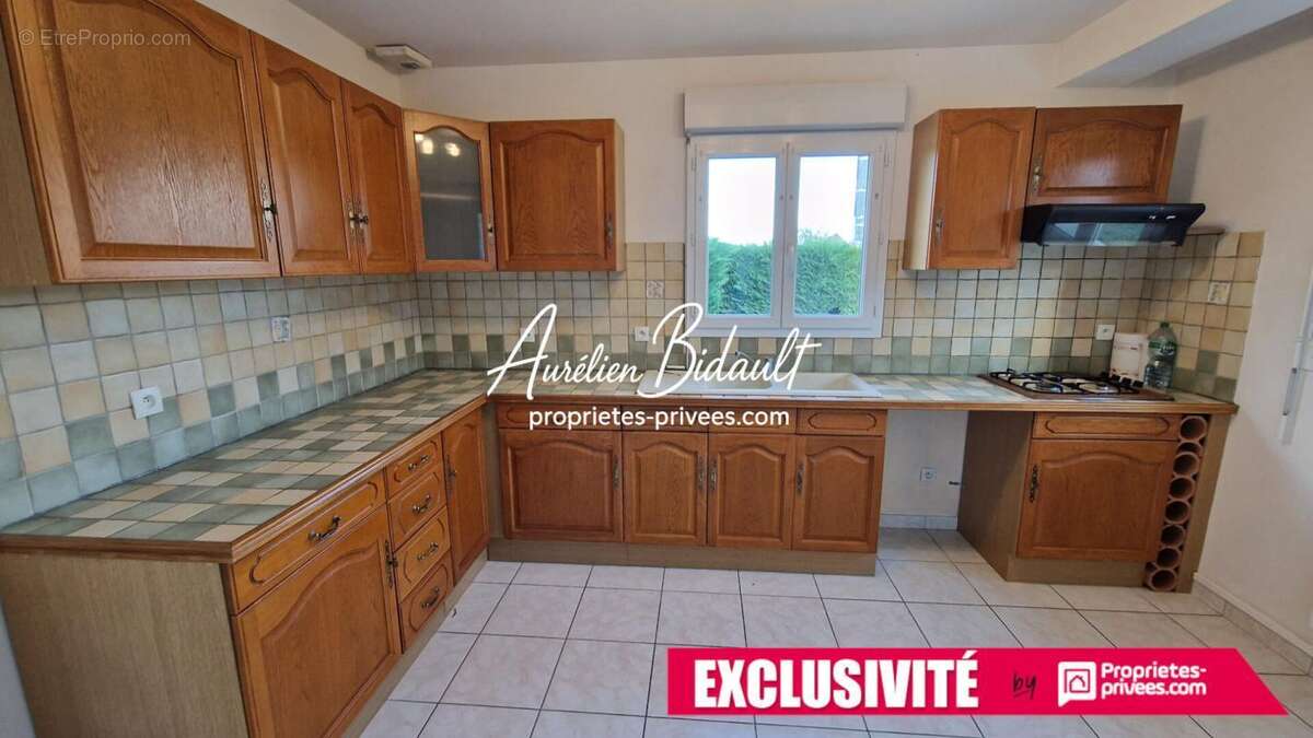 Maison à GROSSOEUVRE