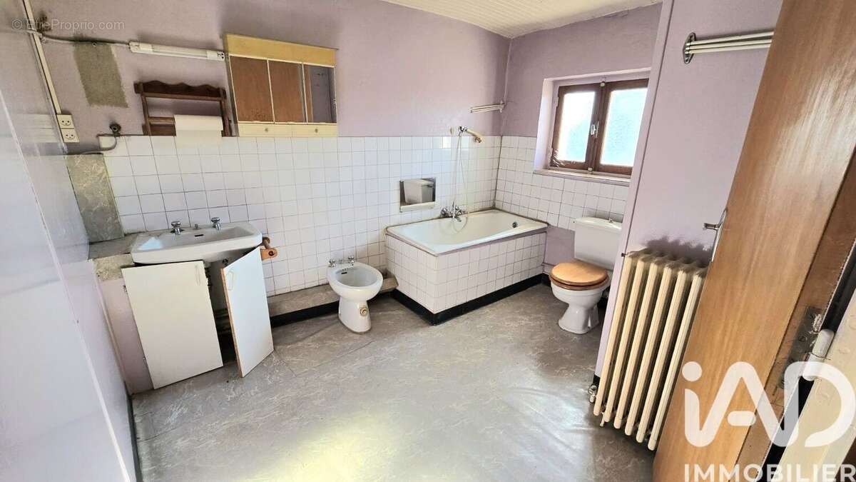 Photo 8 - Maison à LEZOUX