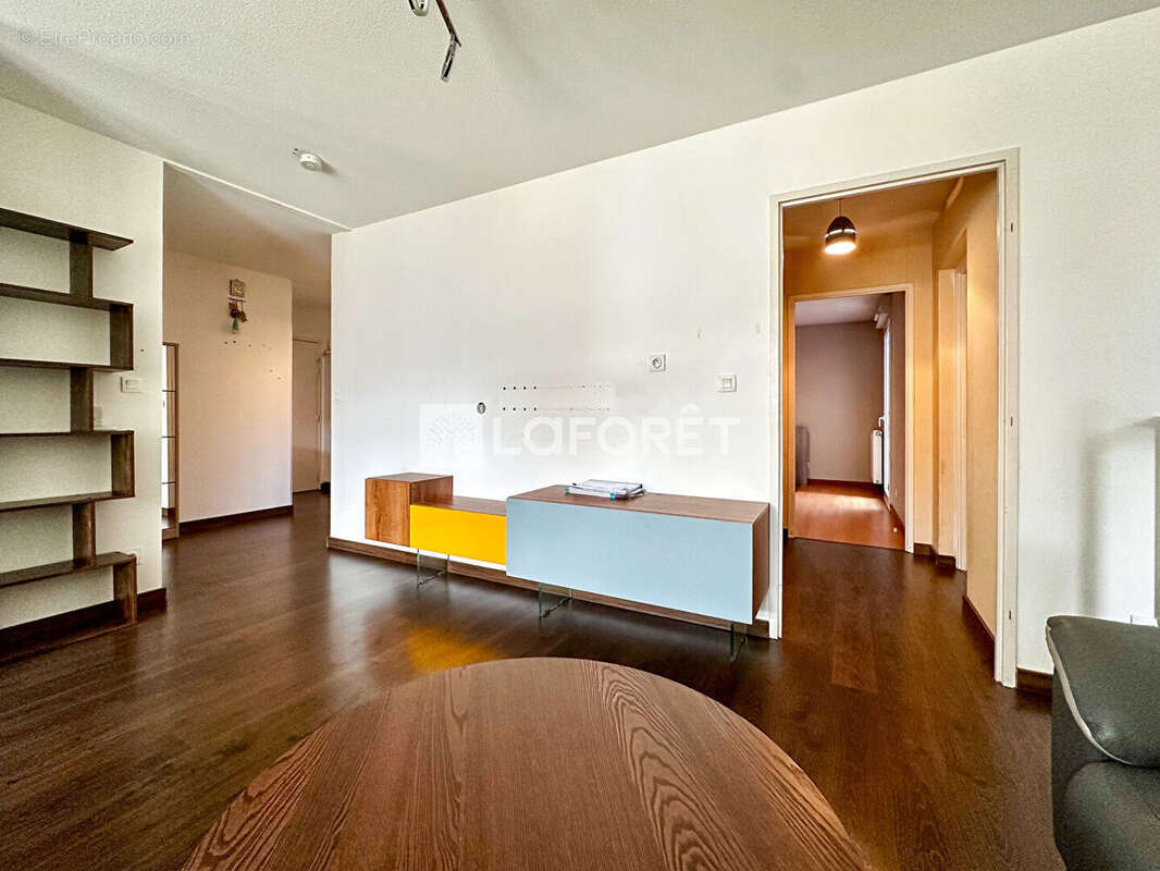 Appartement à SAINT-MARTIN-D&#039;HERES