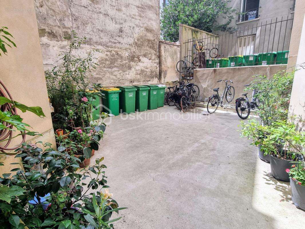 Appartement à PARIS-20E