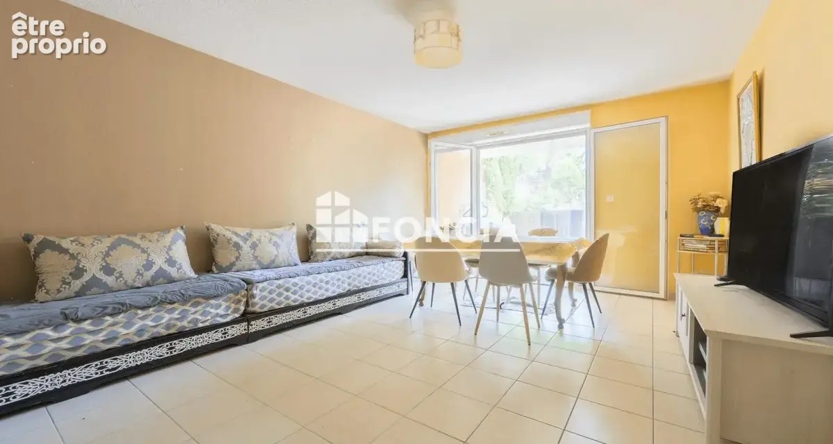 Avignon – Spacieux T4 de plain-pied avec terrasse de 30 m² et 2 garages – Investisseur - photo 3