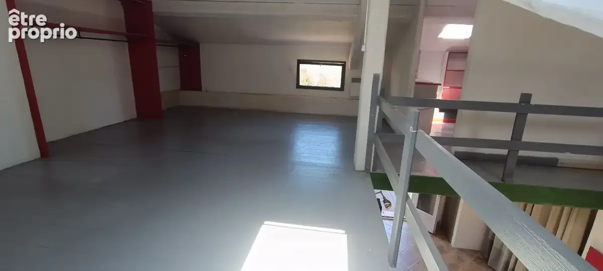 ** Vue Mer ** Haut de MAISON Type LOFT avec Terrasse & jardin ** (83430) Saint Mandrier sur mer ** - photo 12