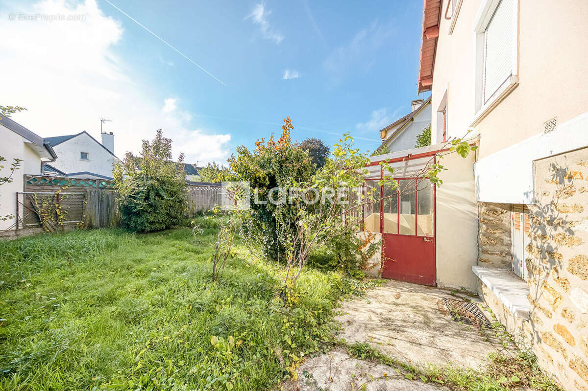 Maison à PONTAULT-COMBAULT