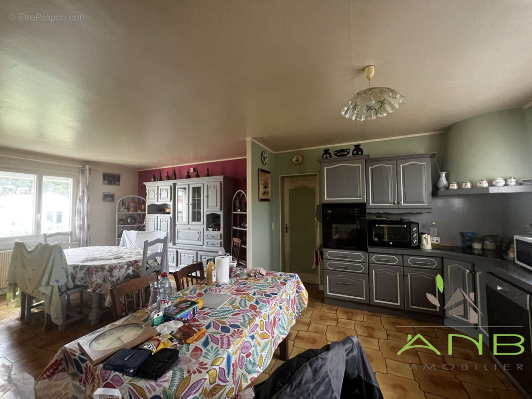 Maison à MESCHERS-SUR-GIRONDE