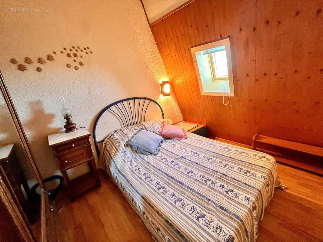 Maison à LES ANGLES