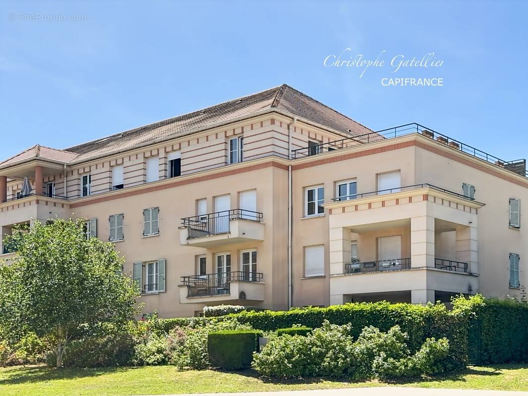 Appartement à ELANCOURT