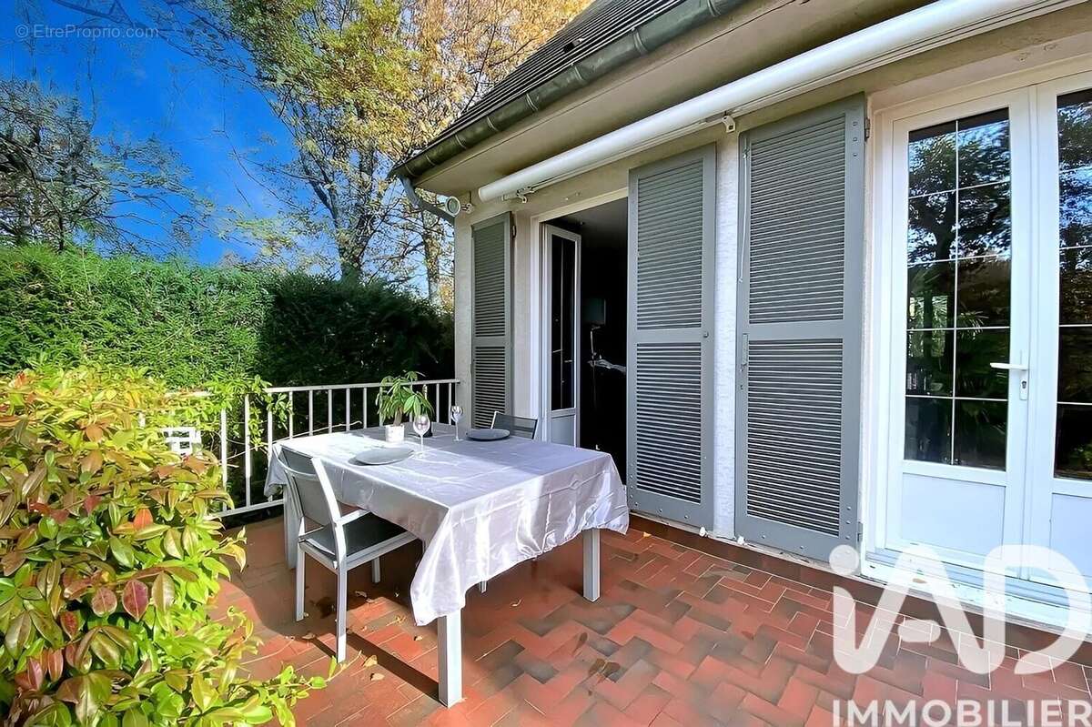 Photo 2 - Maison à LE PLESSIS-TREVISE