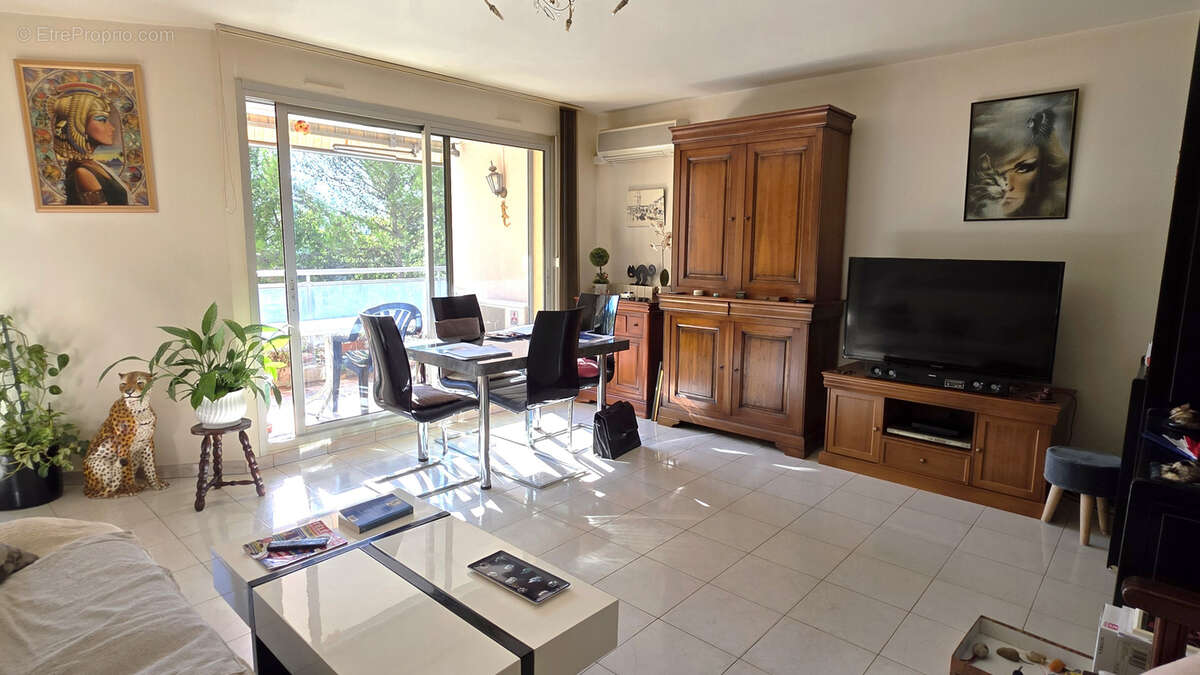 Autre à CARNOUX-EN-PROVENCE