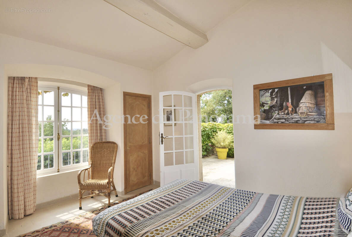 Du charme et du calme pour cette belle villa - photo 17