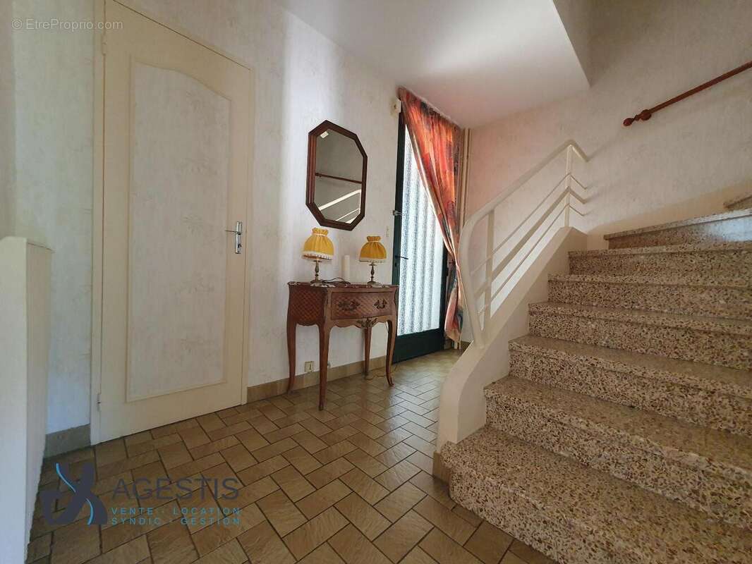 Maison 88 m² à Castres  - photo 5
