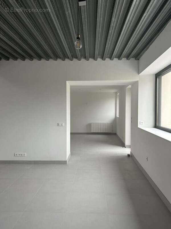 Maison à BAZOCHES-SUR-GUYONNE