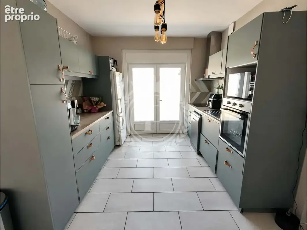 Maison 134 m² à Pommier  - photo 5