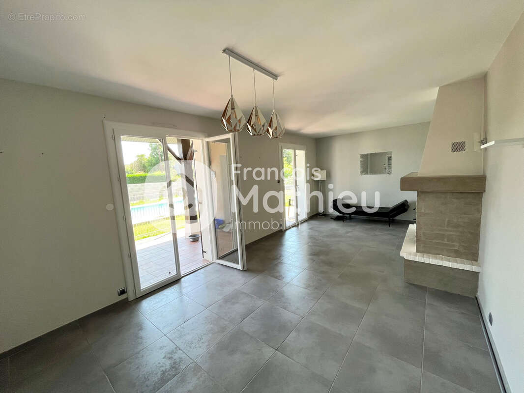 Maison à LE PLANTAY