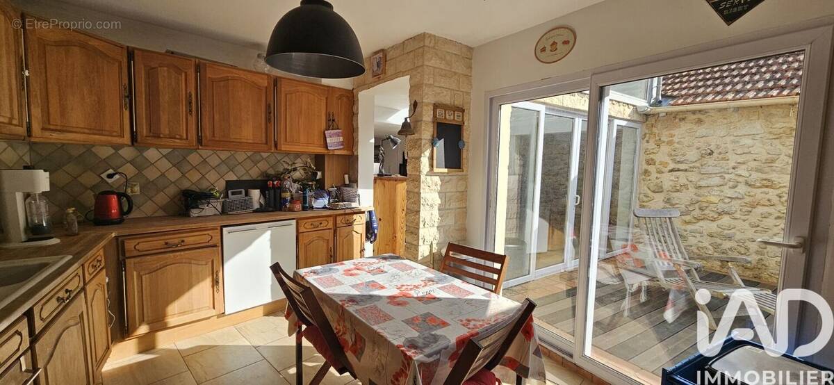 Photo 1 - Maison à BEVILLE-LE-COMTE