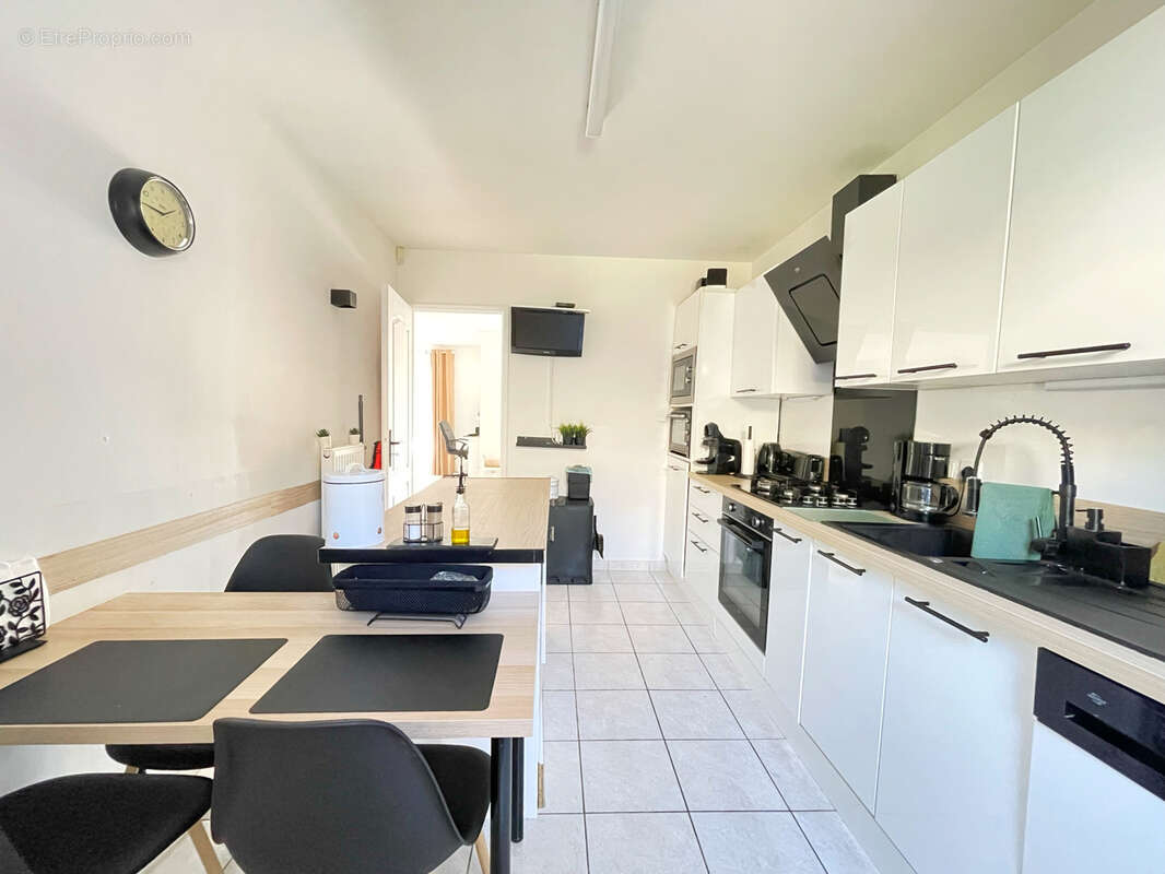 Maison à VAULX-EN-VELIN