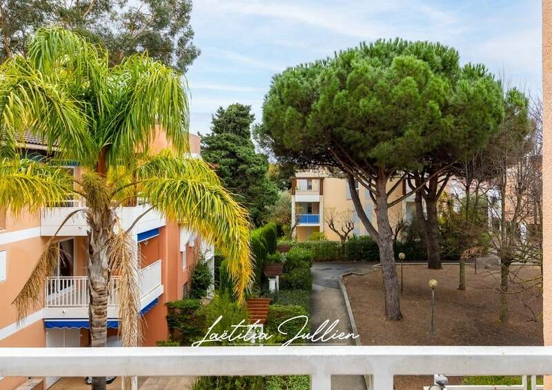 DEPT VAR - LE LAVANDOU Cavalière – Studio 26m² 4 couchages avec terrasse de 11m² plein Sud au calme, parking et plage à pied - photo 3