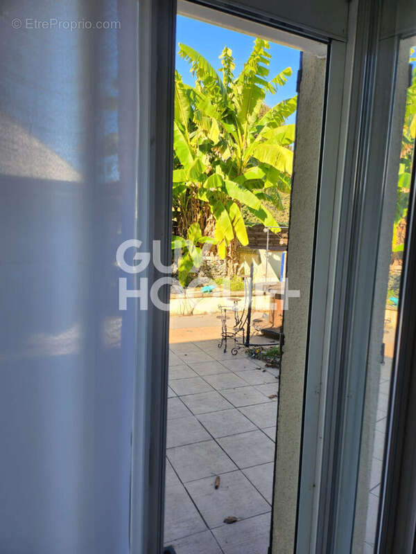 Maison à LONGUEVILLE