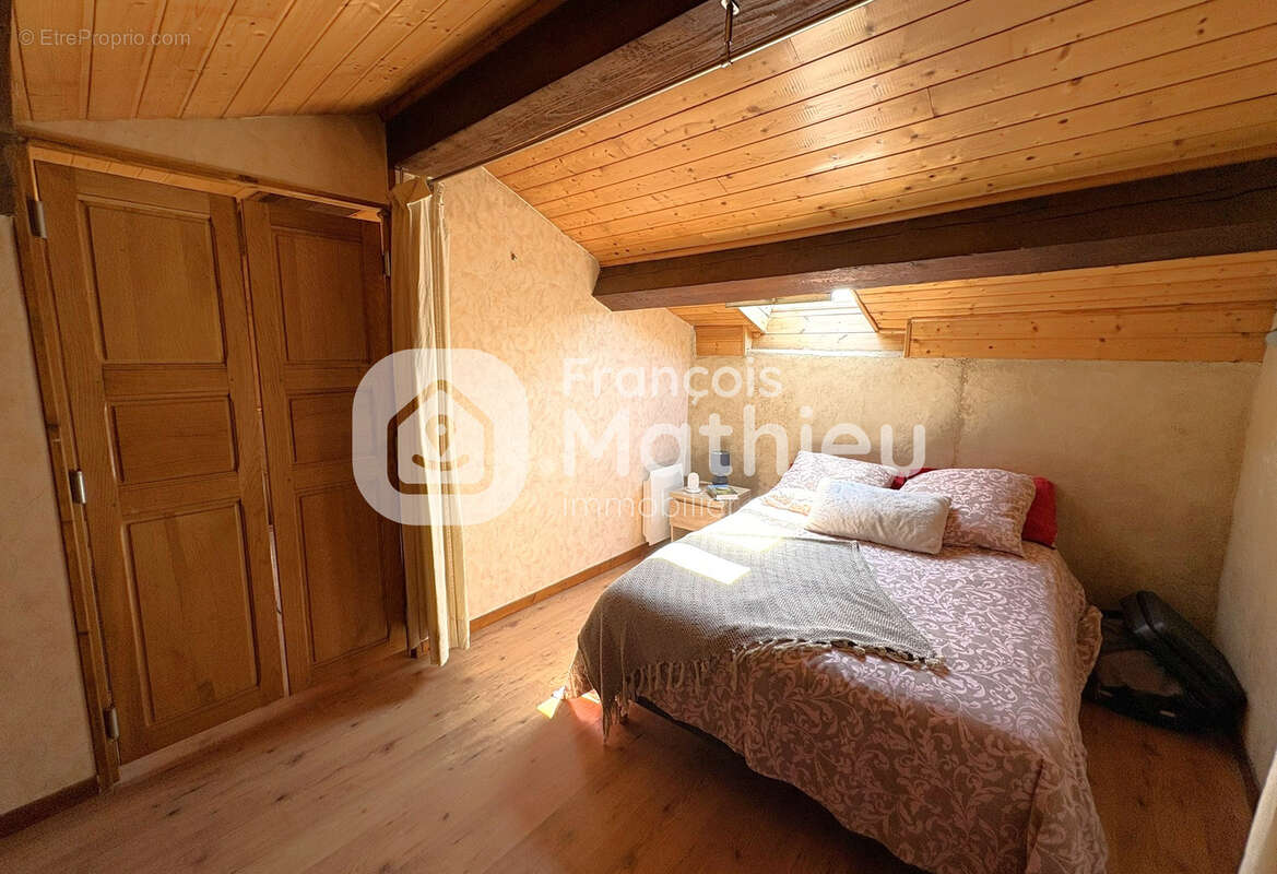 SAINT-ELOI - Maison à étage - 3 pièces - 60 m2 habitables - terrain d'environ 123 m2 - photo 7