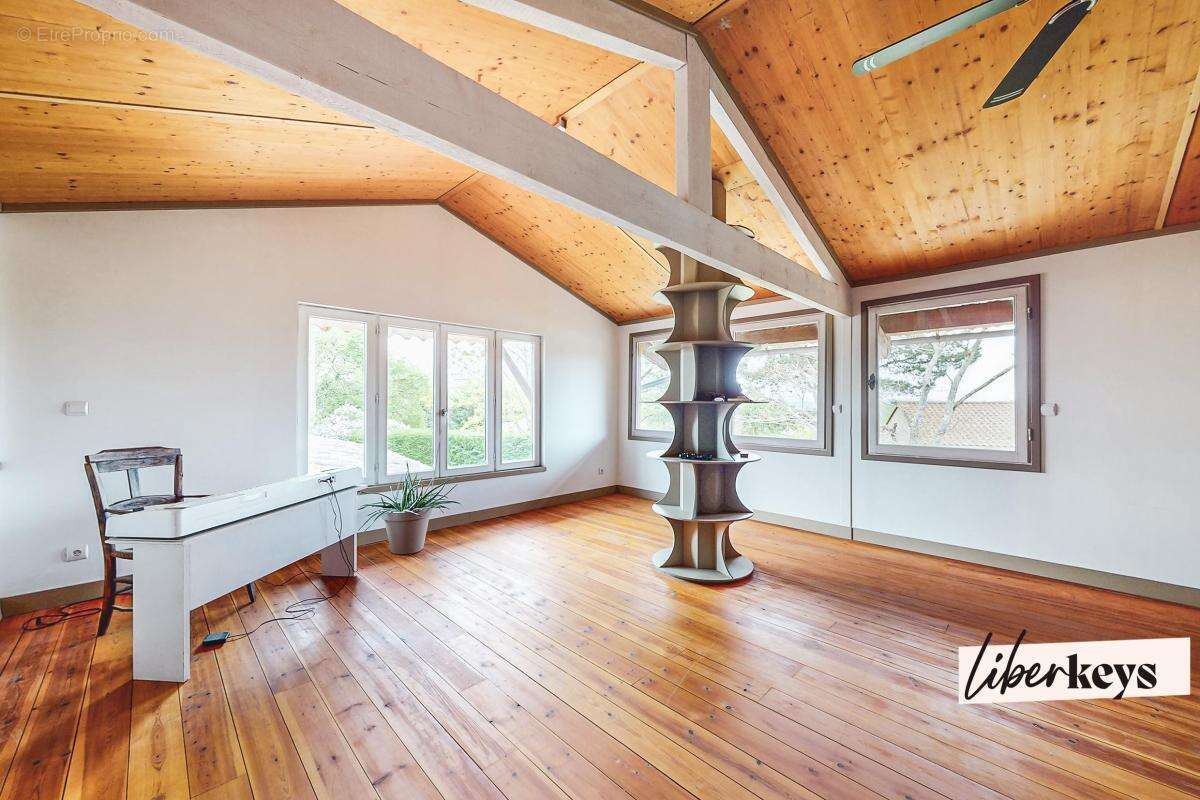 Maison 169 m2 4 Chambres - Baurech - photo 7