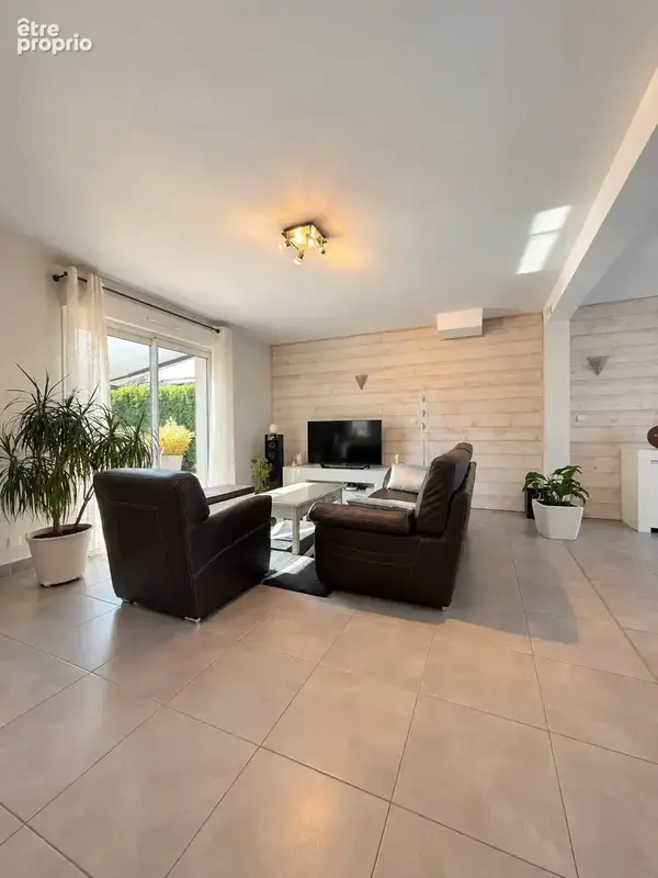 Maison 6 pièces 127 m² à vendre à Joue-Les-Tours (37300) - photo 3