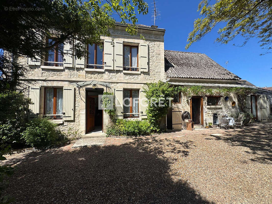 Maison à CLERMONT