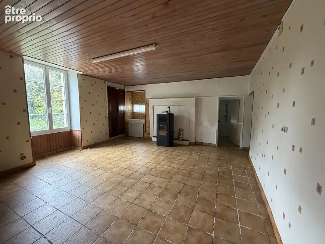 Maison en pierre à rénover à La Crèche - photo 4