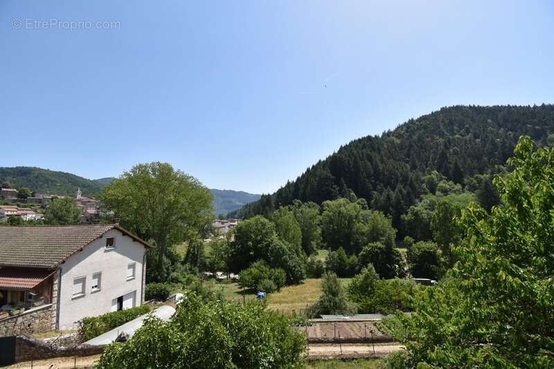 Appartement à SAINT-MARTIN-DE-VALAMAS