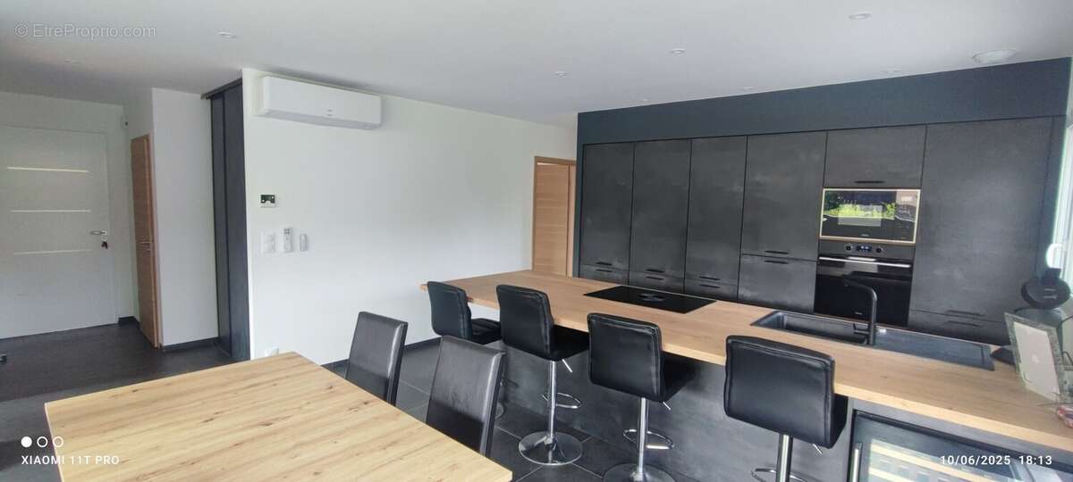 Maison à MONTREVEL-EN-BRESSE