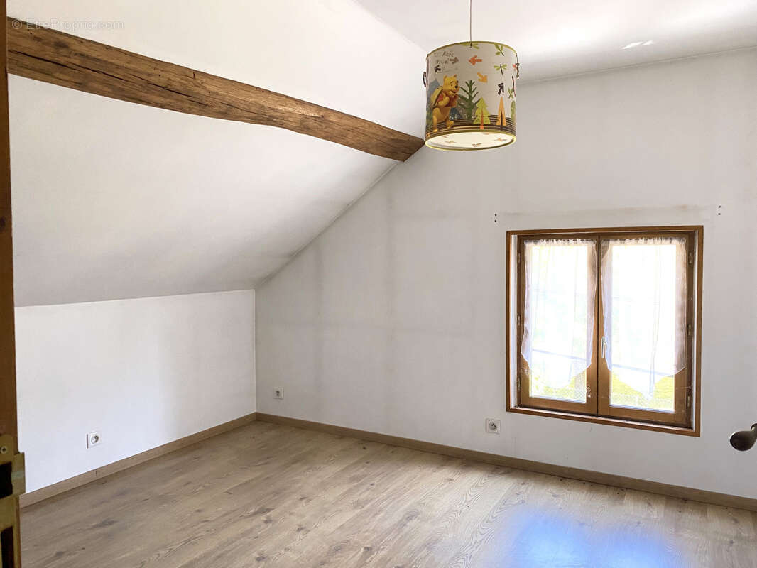 Maison 171 m² à Vernoy  - photo 14