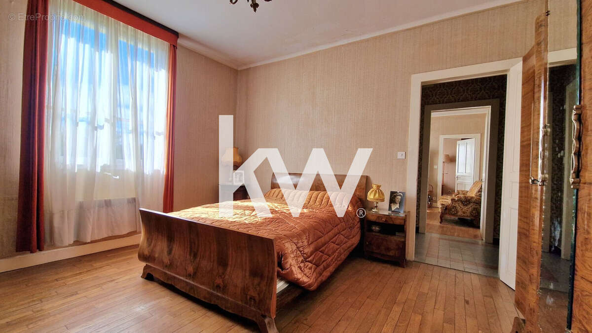 Maison 104 m² à Mouchard  - photo 8