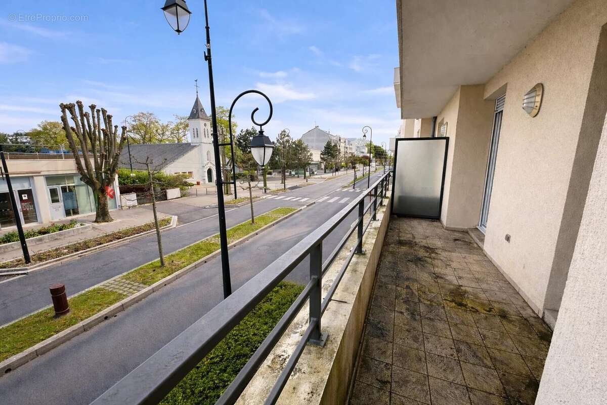 Appartement à LE PLESSIS-TREVISE