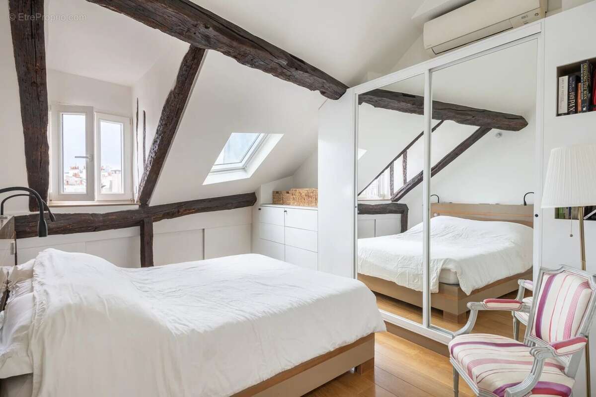 Appartement à PARIS-6E