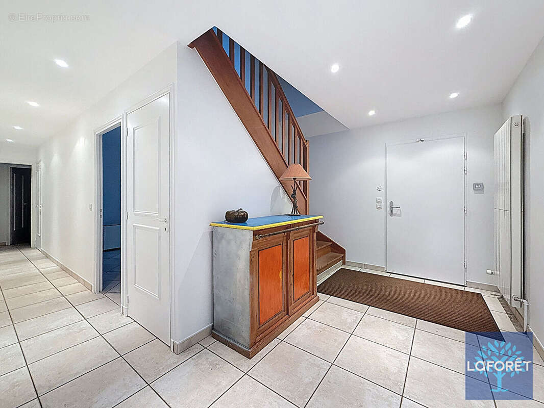 Maison à SOISY-SUR-SEINE