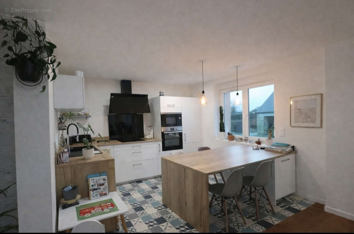 Maison à PLOUGUERNEAU