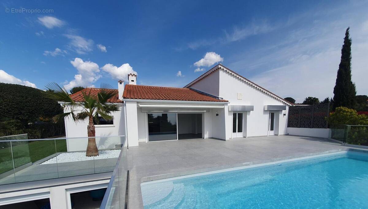 Photo 1 - Maison à SAINT-RAPHAEL