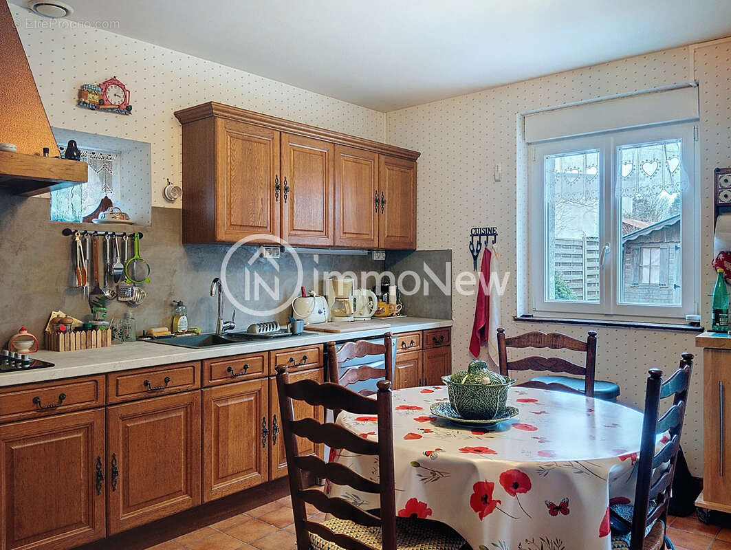 Maison 4 pièces - 108 m2 - GENETS (50530) - photo 2