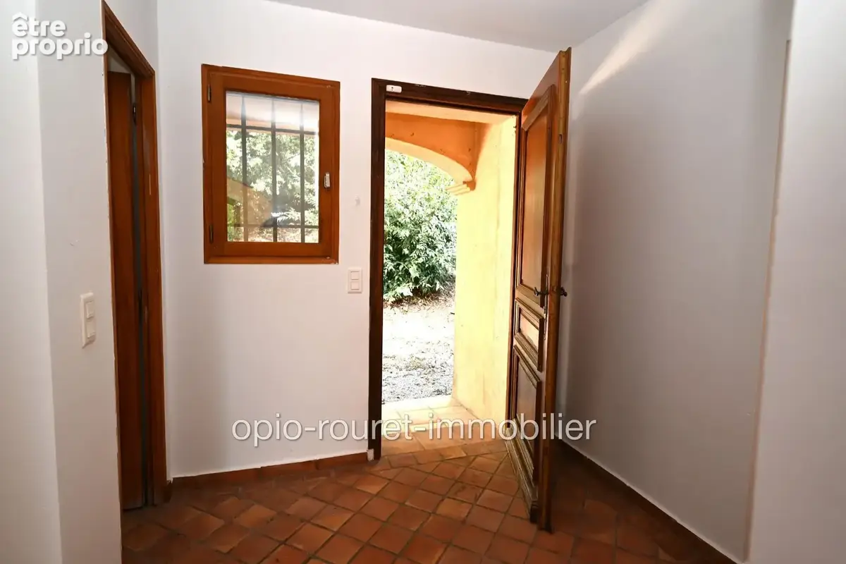 Maison 4 pièces 123 m² à vendre à Roquefort-Les-Pins (06330) - photo 8