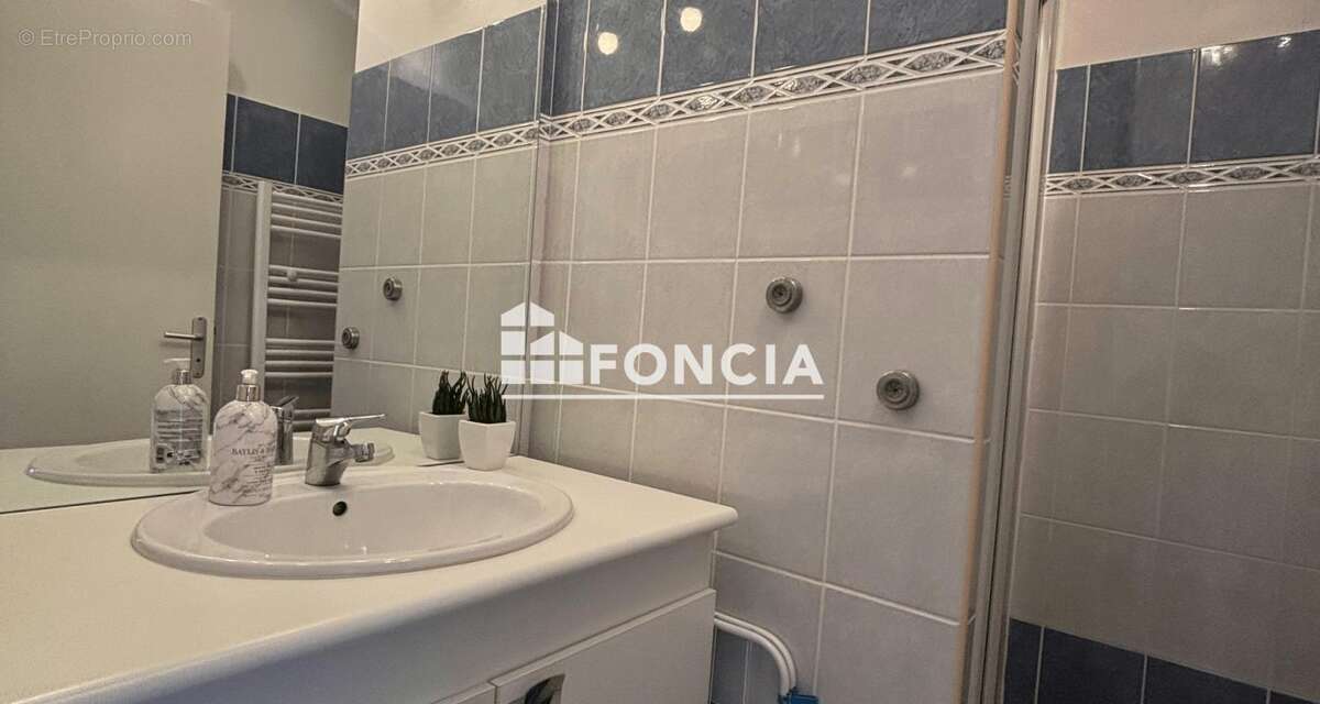Appartement à HYERES