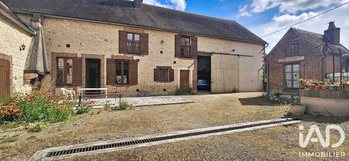 Photo 1 - Maison à CHAMPLAY