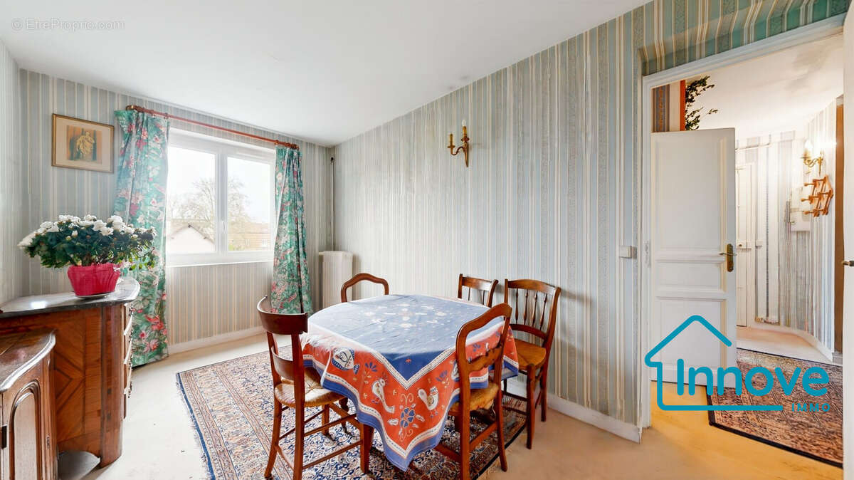 Appartement à VERSAILLES