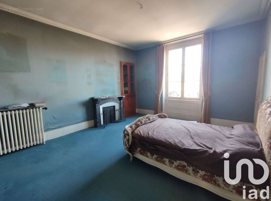 Maison 225 m² à La Fleche  - photo 2