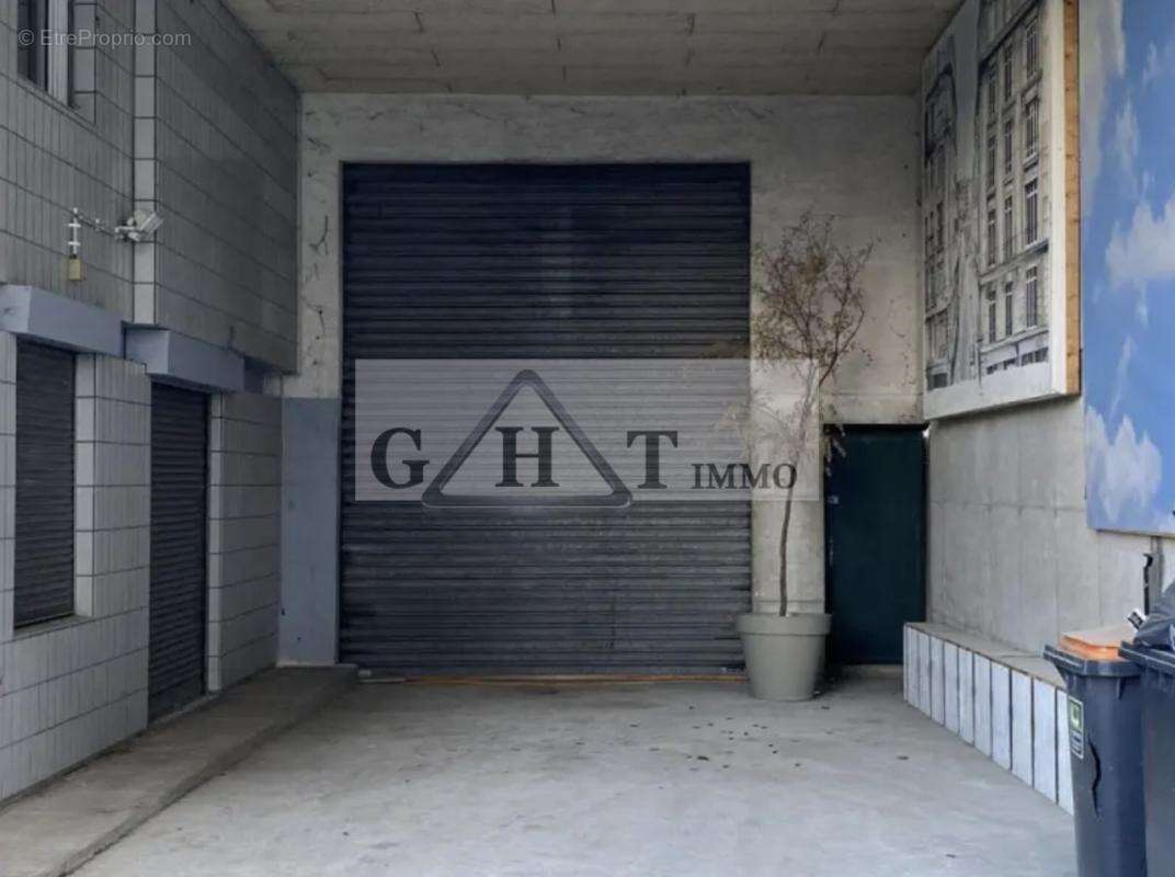 Local d'activités à vendre 1136m2 Aubervilliers - photo 5