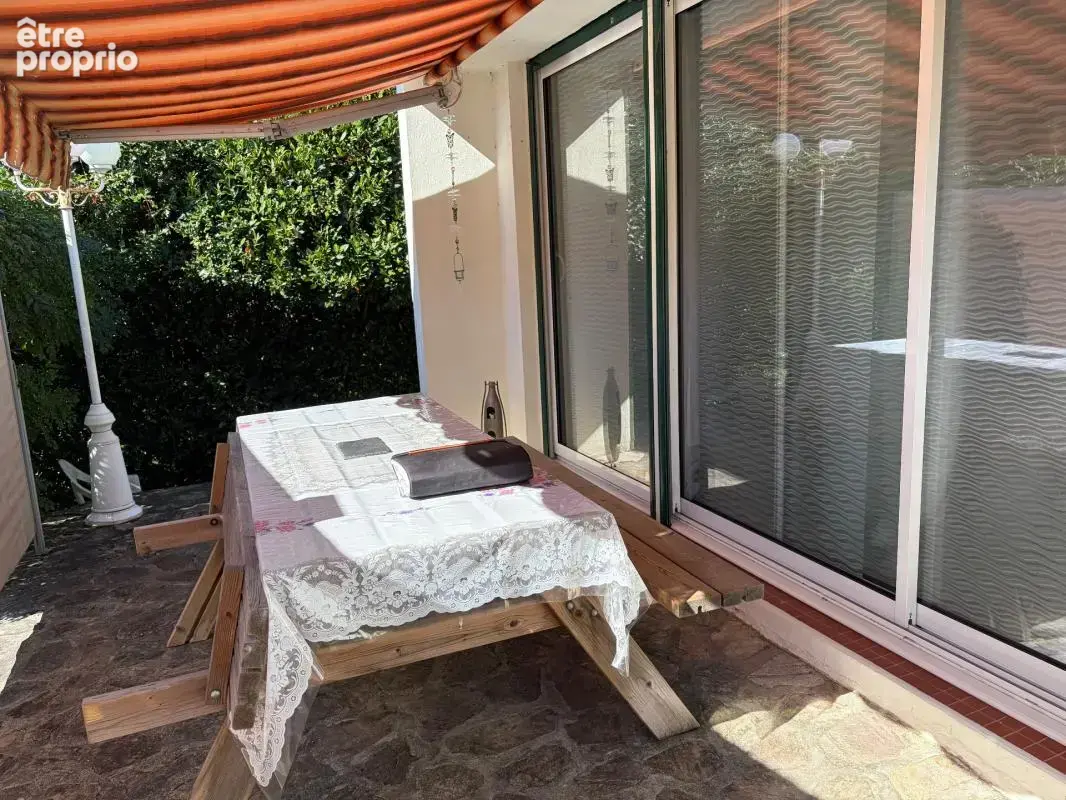 Saint-jean-d'hermine (85) - coeur de village au calme - adorable villa plain pied 4 chambres sur 1177m² - photo 8