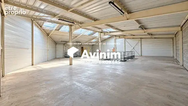 Commerce 1 090 m² à vendre à Taverny (95150) - photo 3