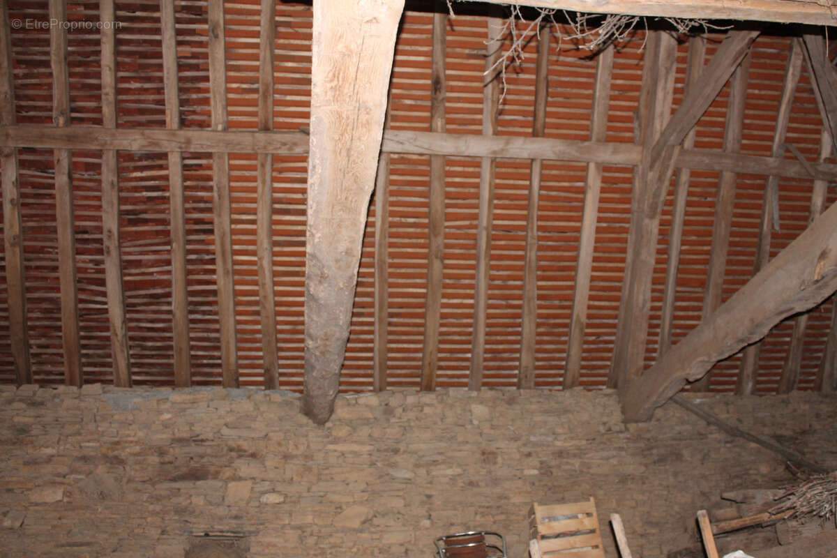 Maison à JUMILHAC-LE-GRAND