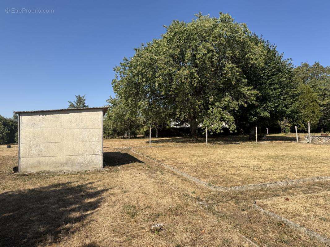 À vendre – mamers (72600) – pavillon rénové avec parc arboré de 3 300 m² - photo 14