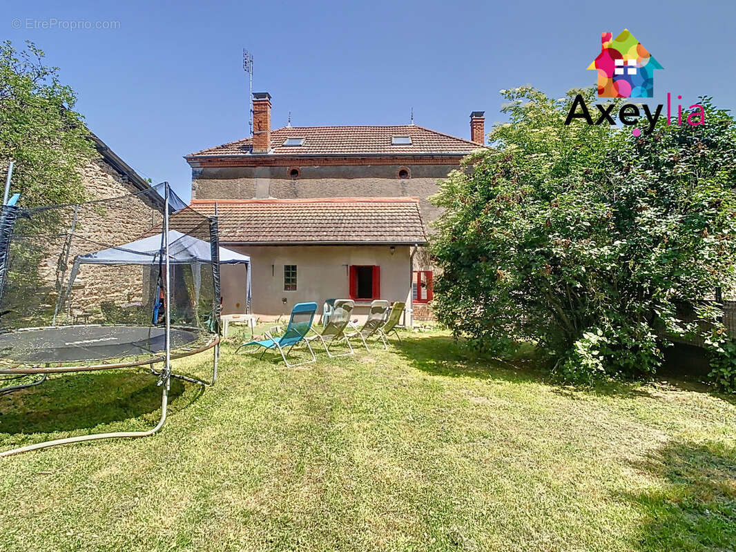 Maison à SAINT-MARTIN-D&#039;ESTREAUX