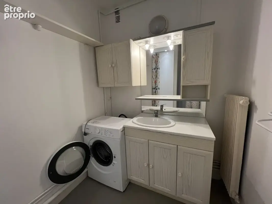 Appartement T3 de 69 m2   Hyper centre La Roche-sur-Yon   2 balcons   Cave - photo 9