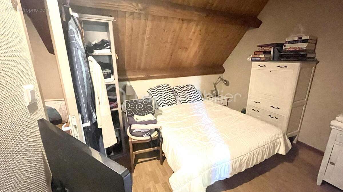 Ensemble de cinq maisons toutes louées - photo 11