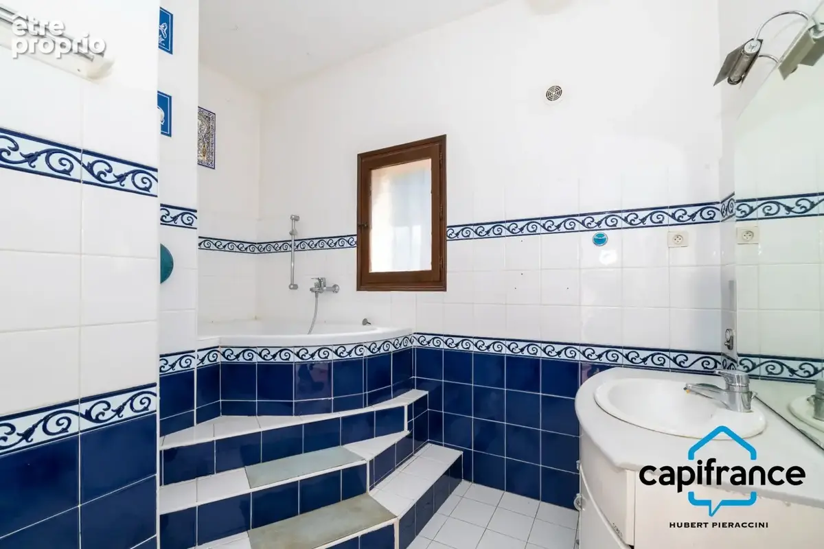 La Seyne sur mer/proche Six fours Villa de 100m2 au calme, piscine, garage, belle vue - photo 11